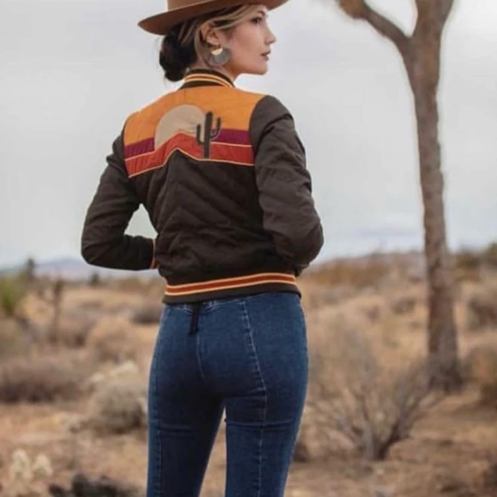 Vintage Style Brown and Orange Quilted Jacket - Picture 7 of 10